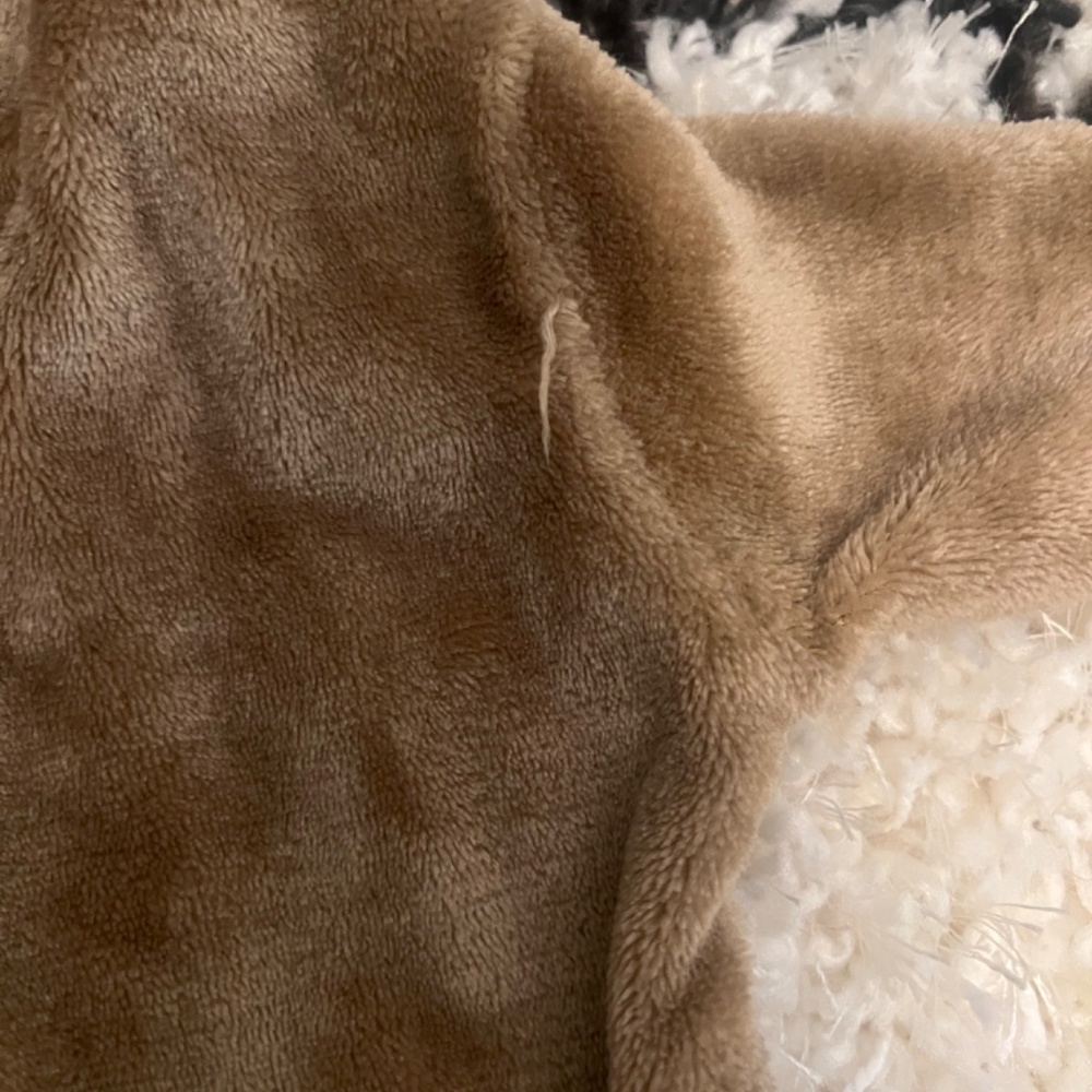Baby robe - Picture 2 of 2